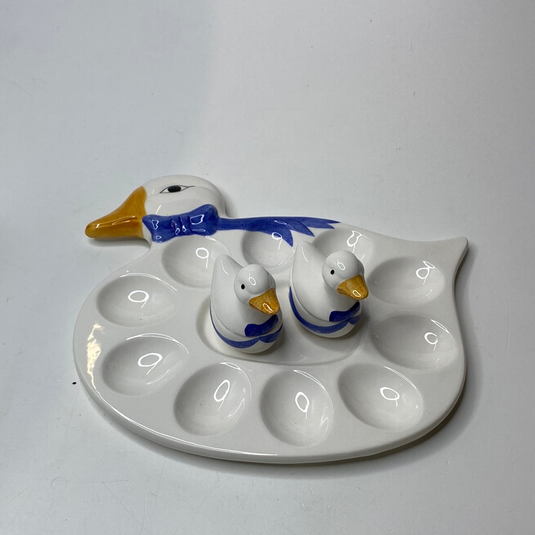 Keramik servierplatte mit Salz und Pfefferschälchen