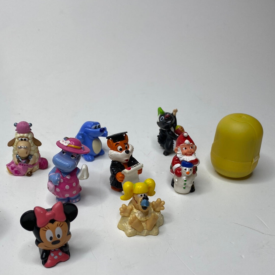 Überraschungstüte mit 10 verschiedenen Figuren