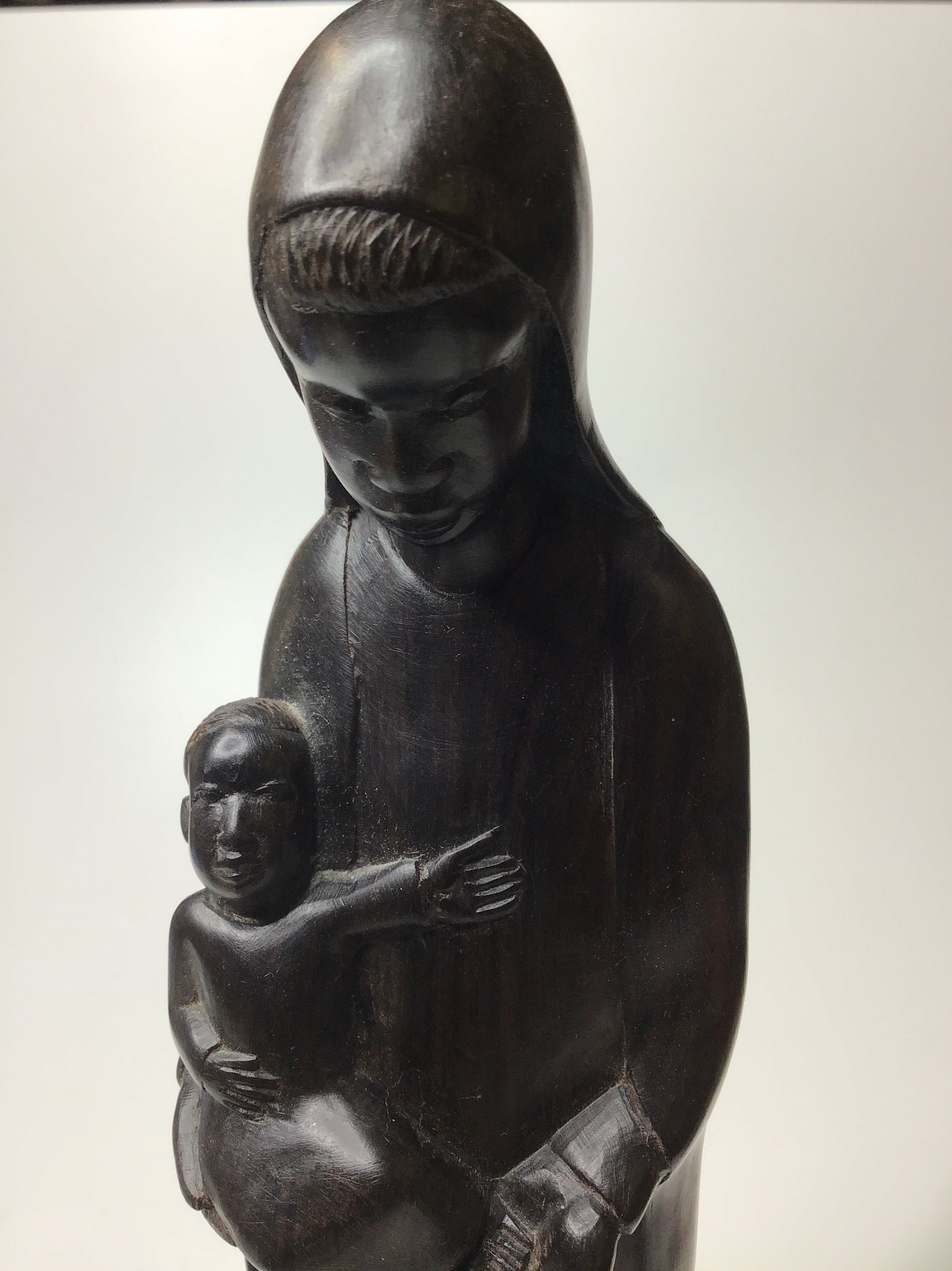 Afrikanische Madonna Figur aus Holz