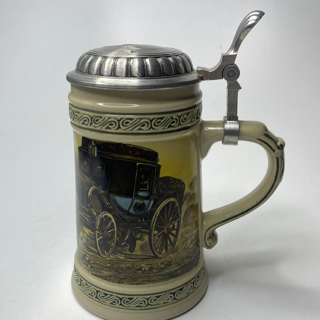 Bier Krug mit Zinndeckel