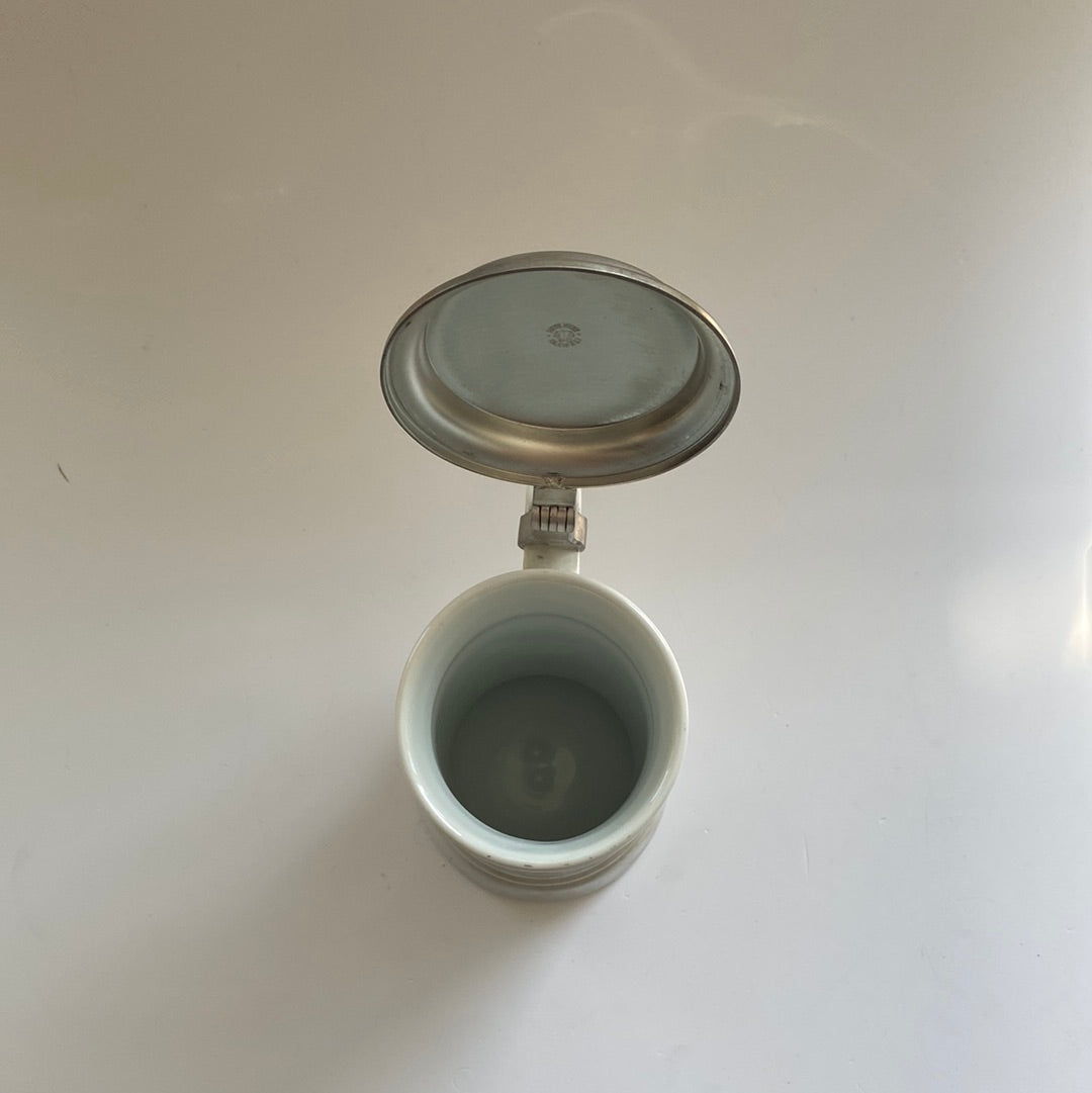 Porzellan Bierkrug mit Zinndeckel, Motiv ,Mosbach‘