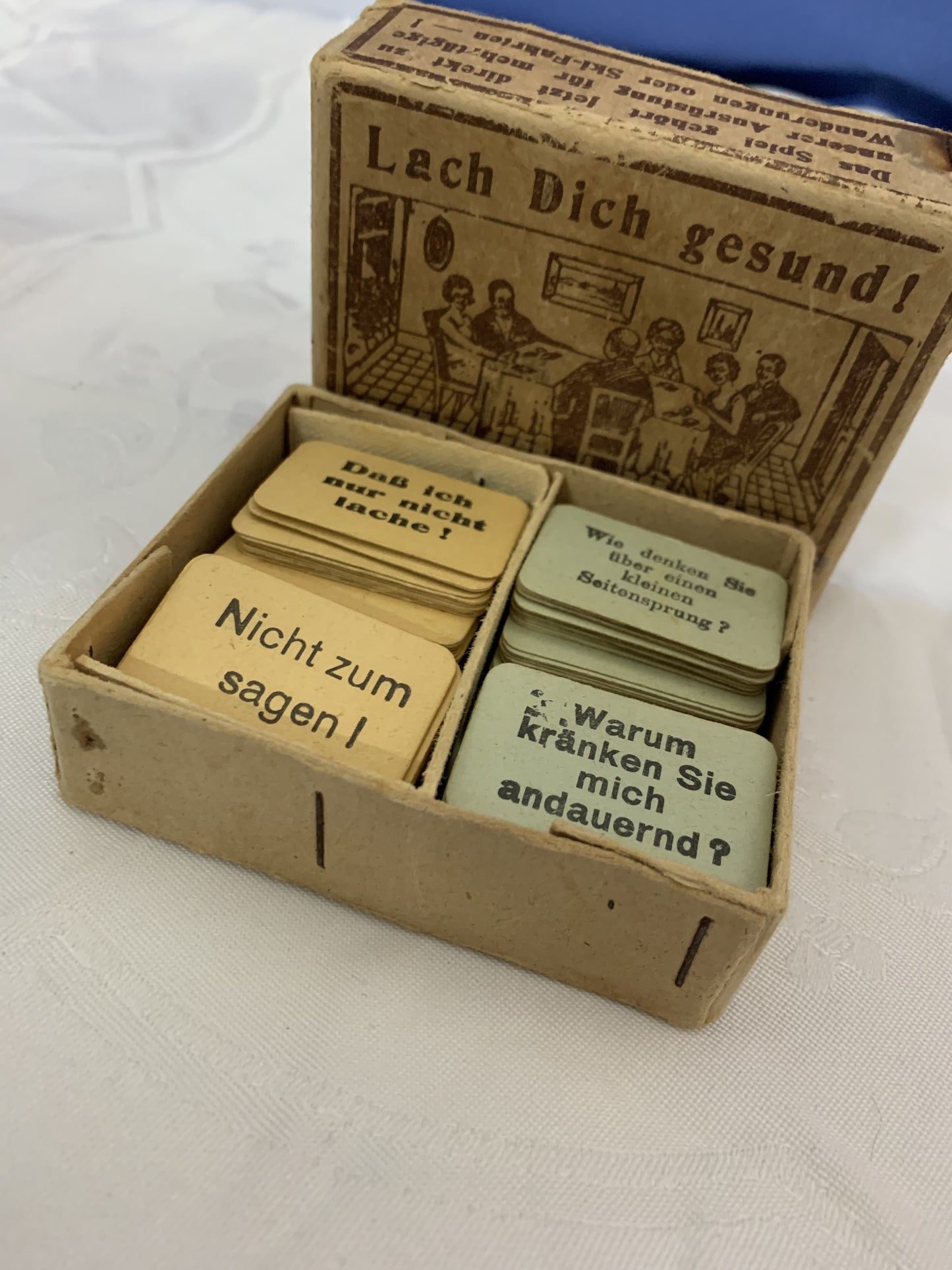 Altes "Lach dich Gesund" Kartenspiele