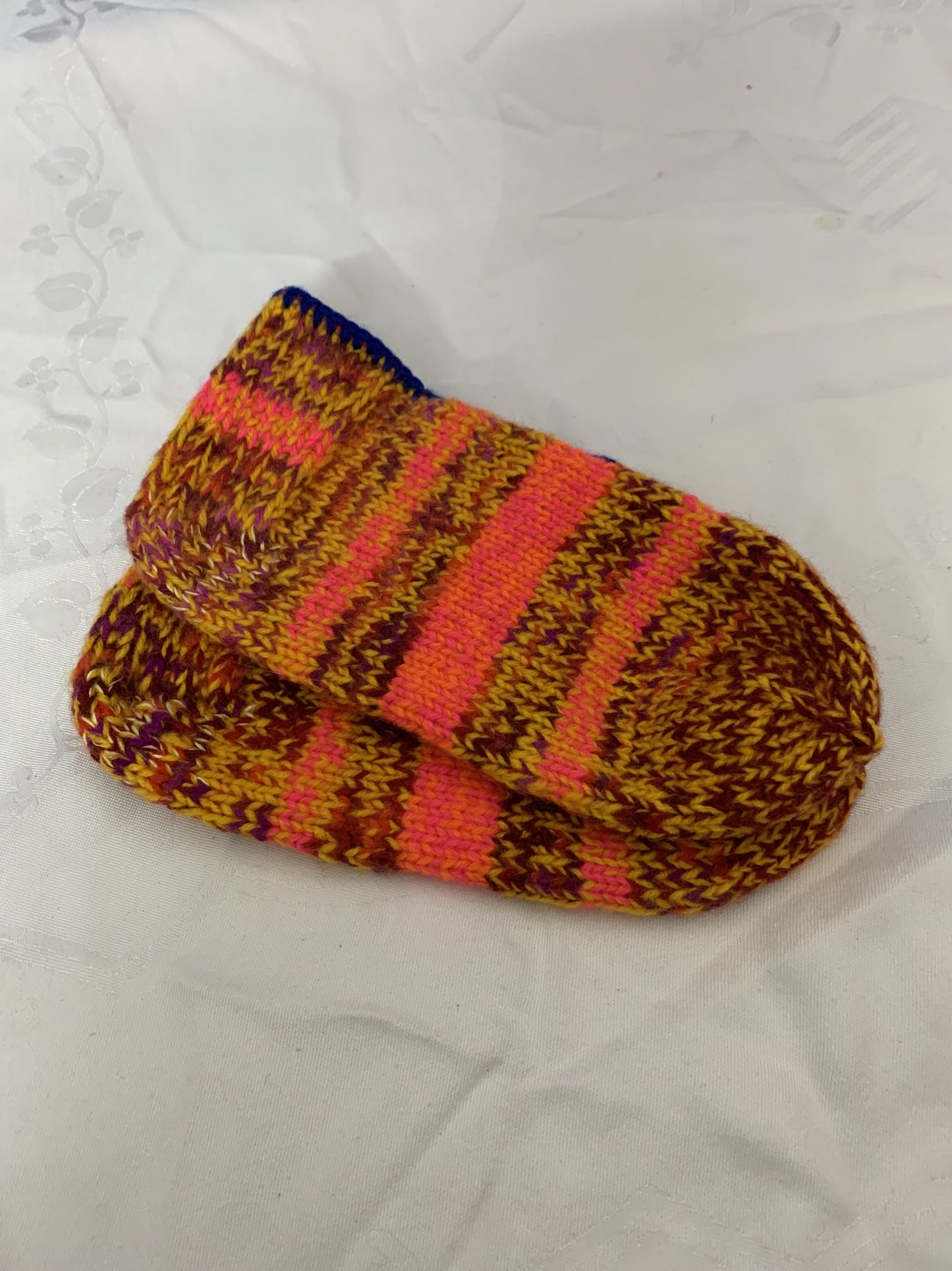 Handarbeit Bettschuhe, neu