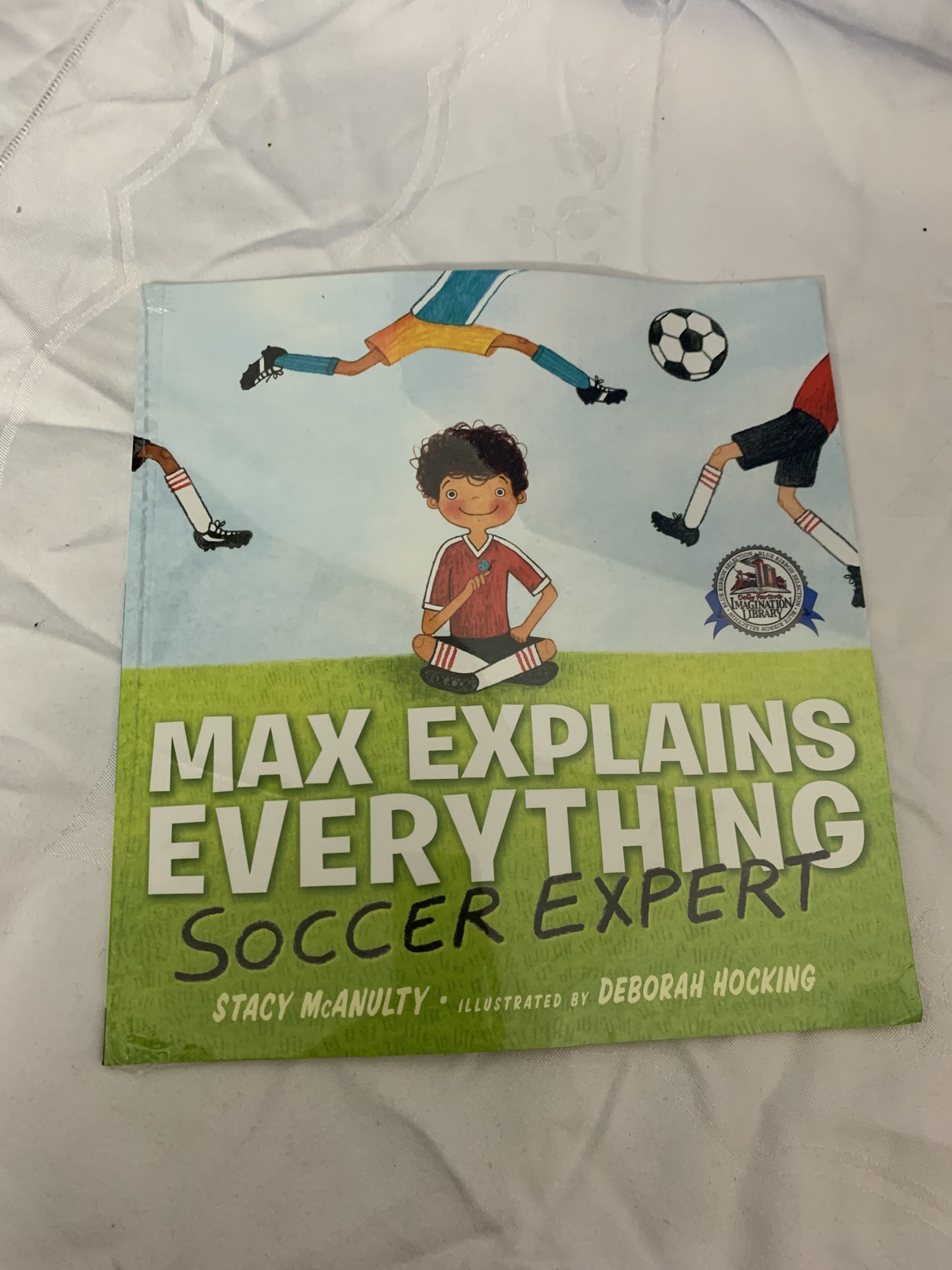 Max Explains Everything, Soccer Expert, neu