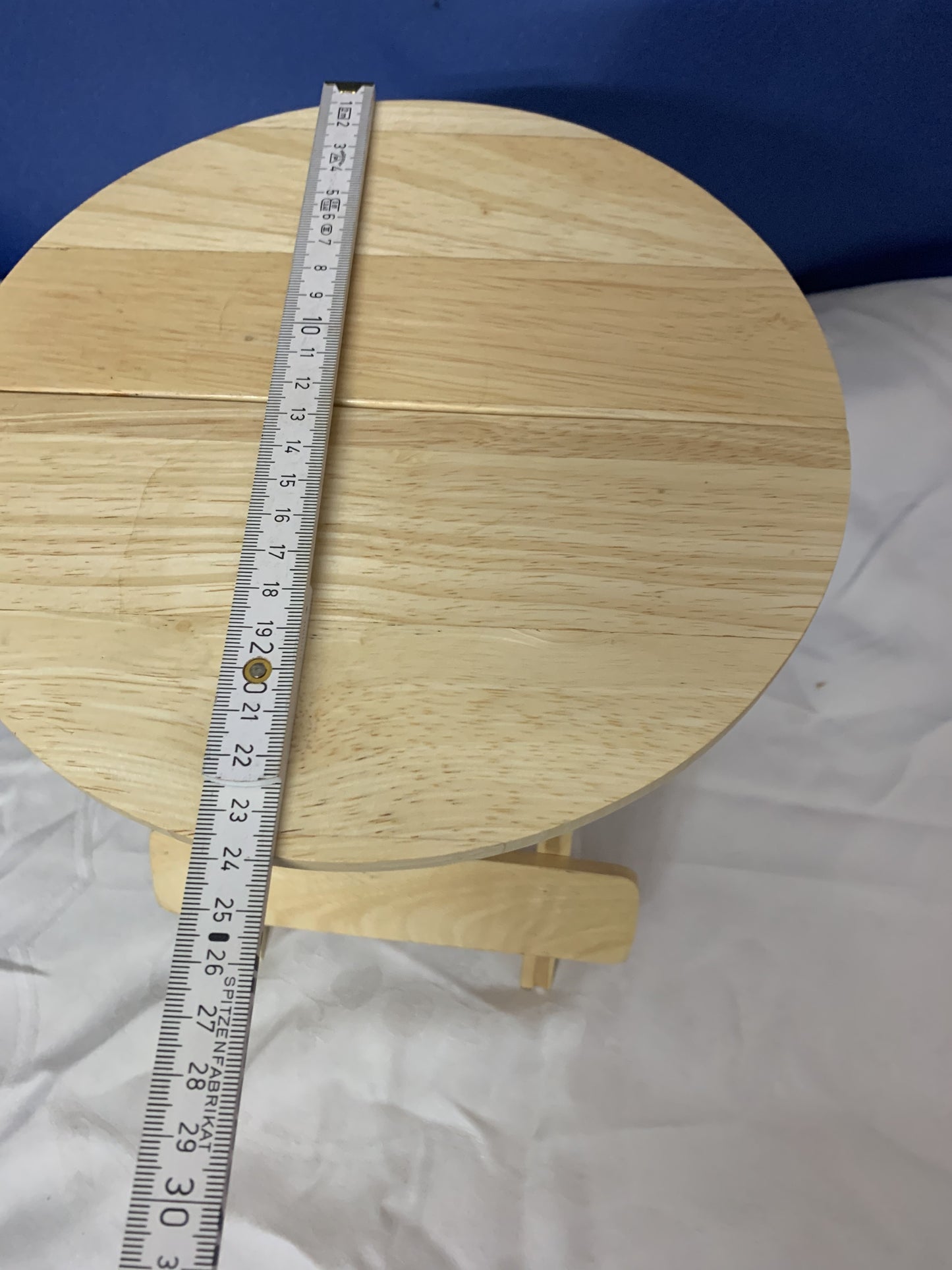 Klein Hocker aus Holz