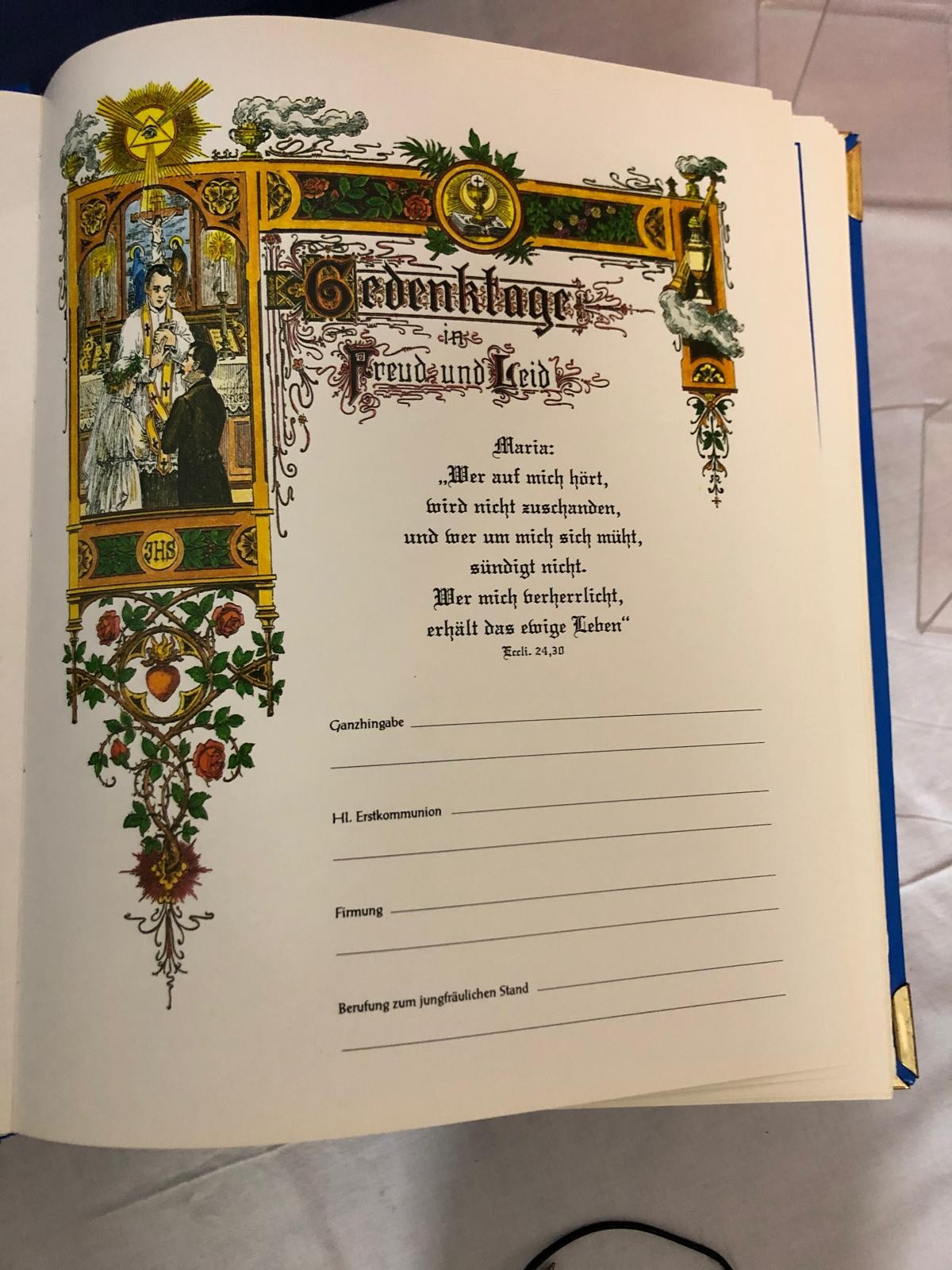 Buch von Ave Maria