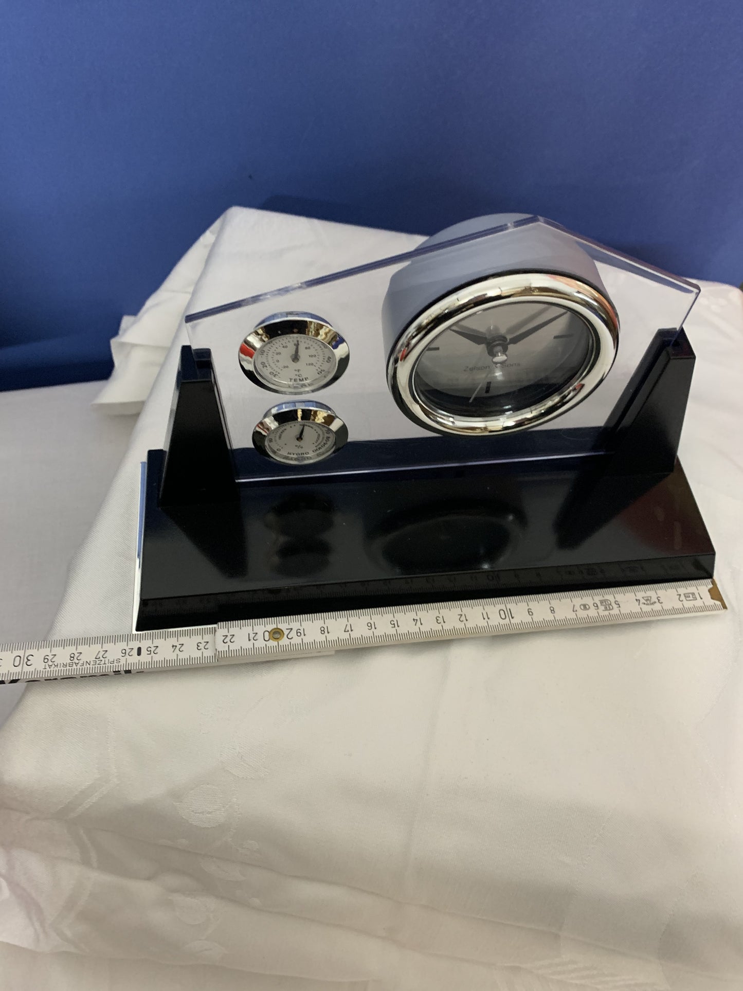 Tishuhr Zelson & Sons