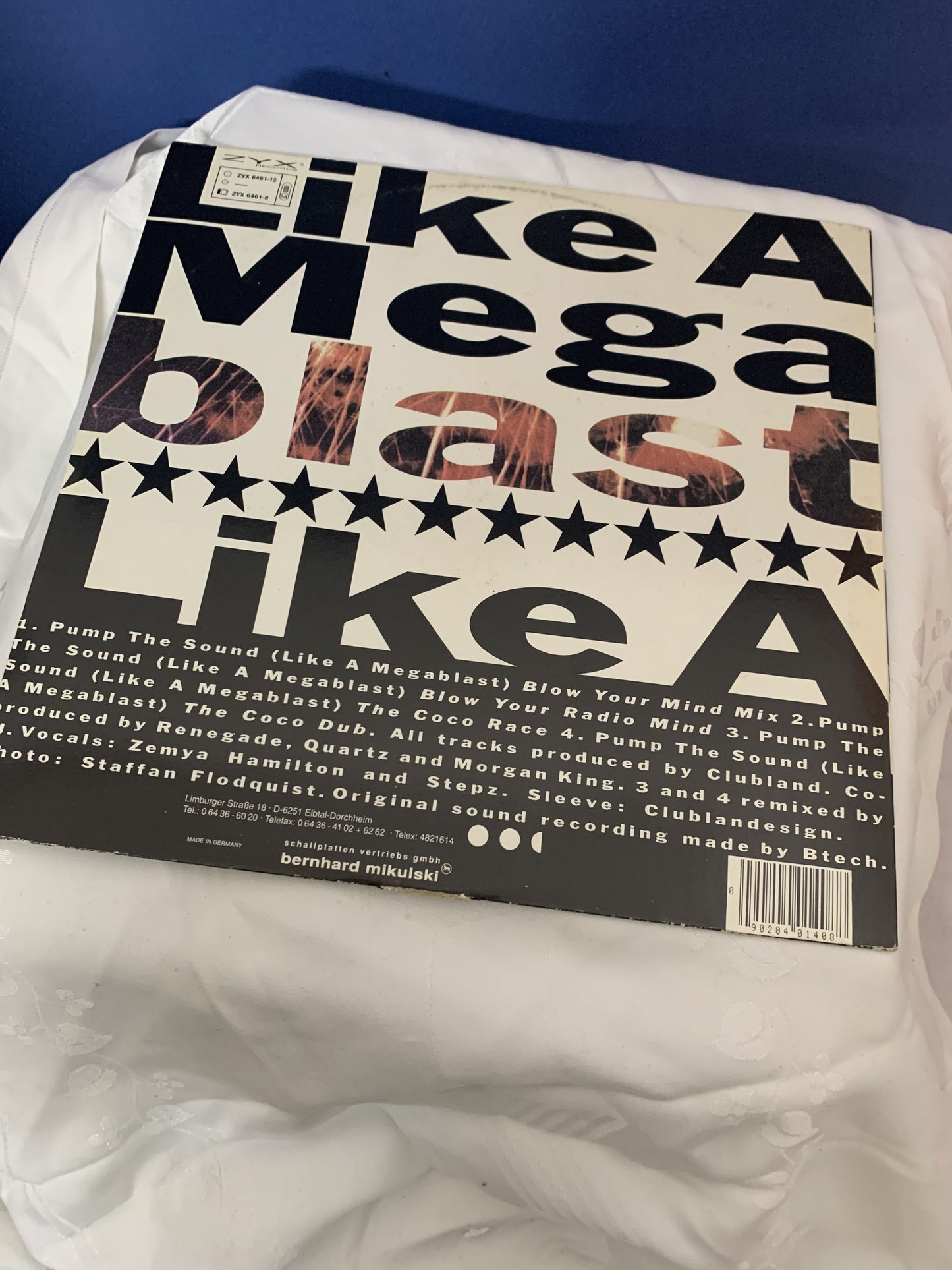 Clubland, Pump the Sound Like a Megablast