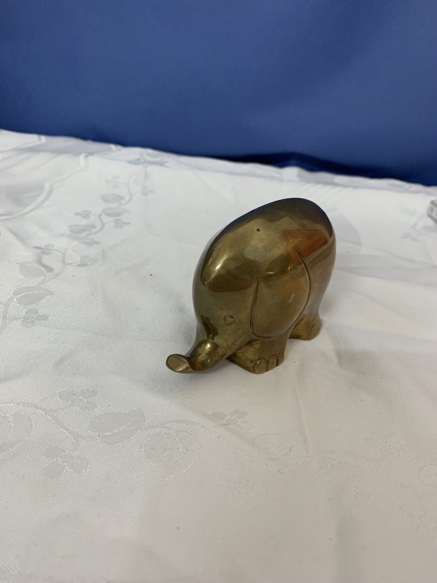 Kleiner Elefant aus Messing
