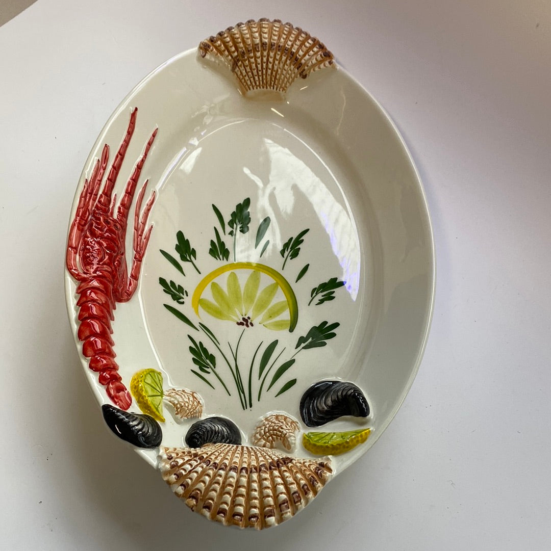 Keramik ovale Servierplatte 3D Figuren