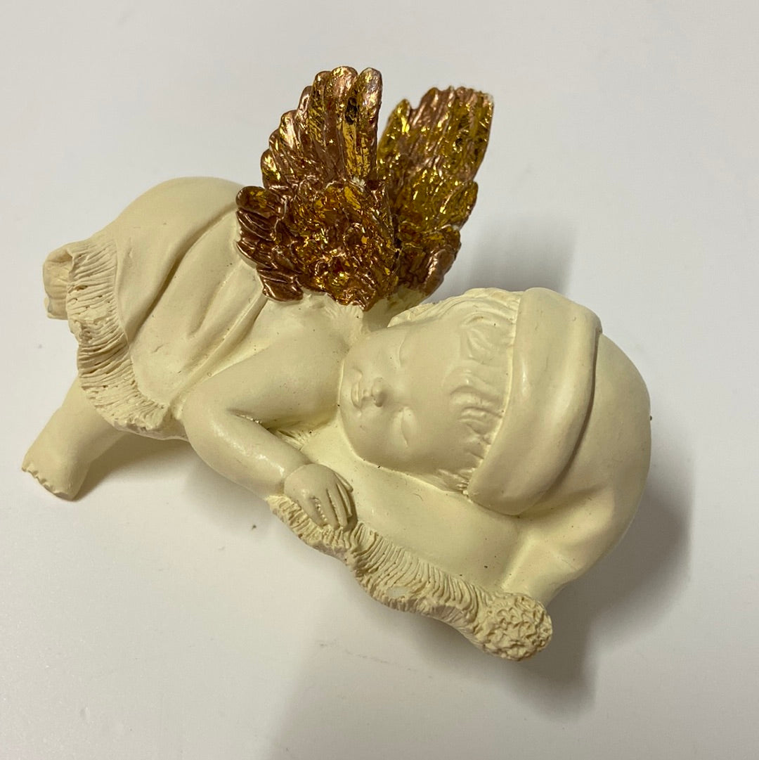 Engel mit goldenen Flügeln vergoldet