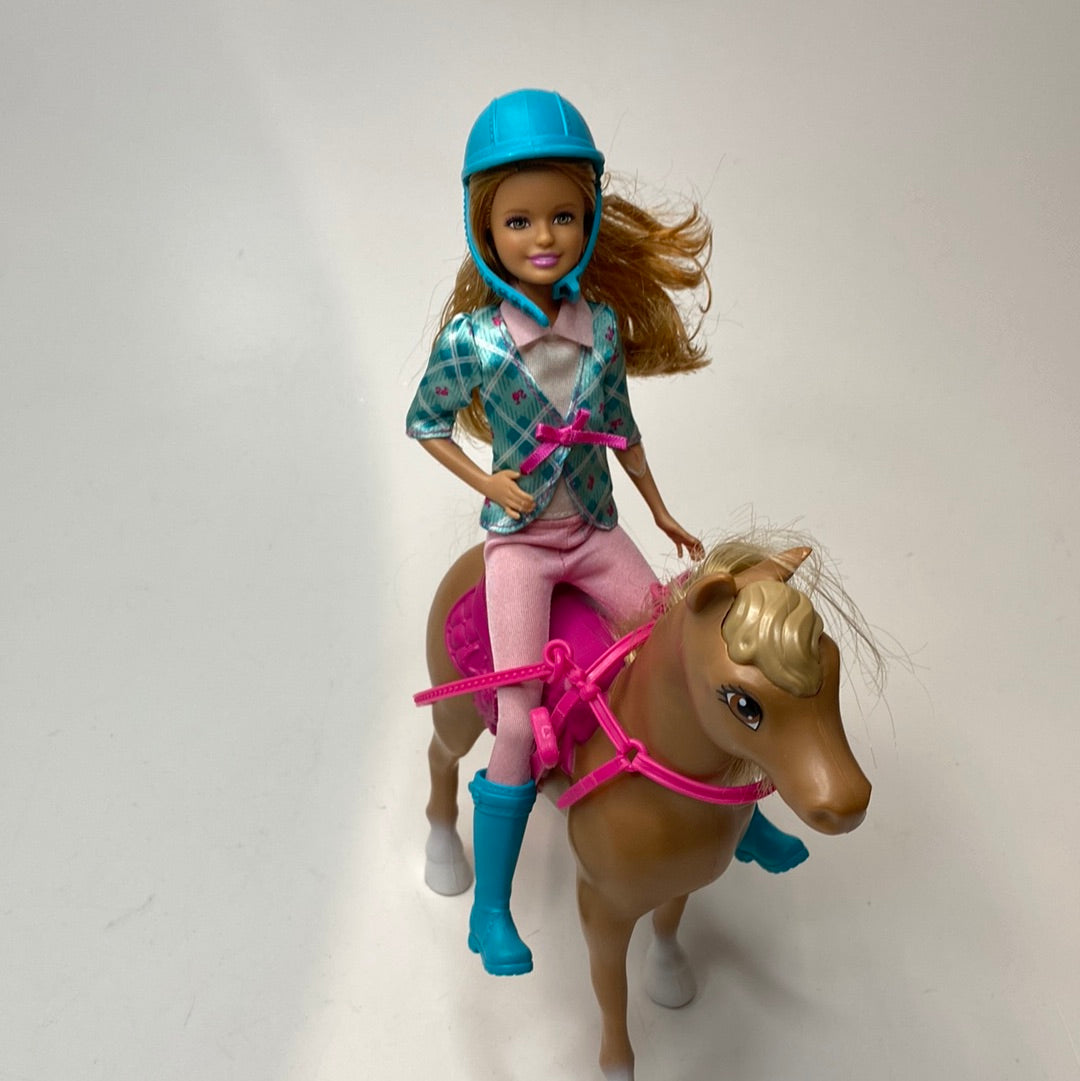 Barbie Puppe mit Pferd