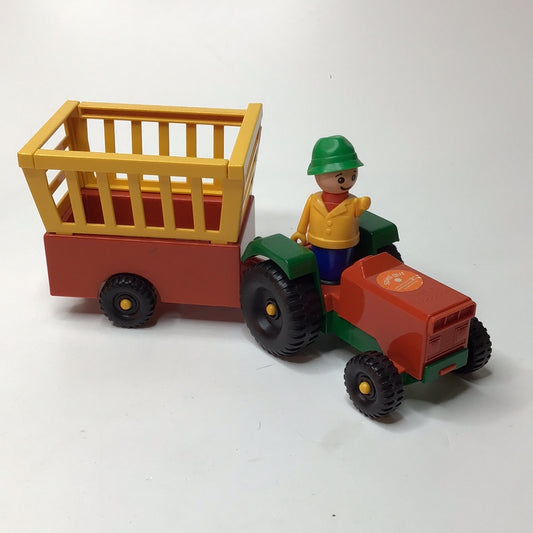 Traktor mit Anhänger Spielzeug von Lena Spielwaren