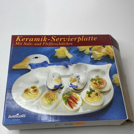 Keramik servierplatte mit Salz und Pfefferschälchen