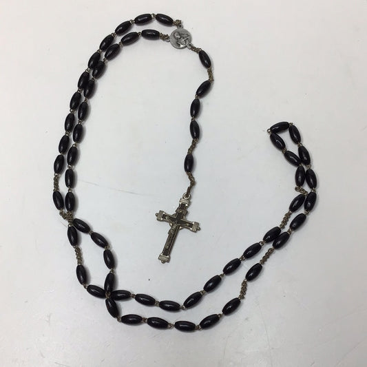 Halskette mit Kreuz Rosenkranz