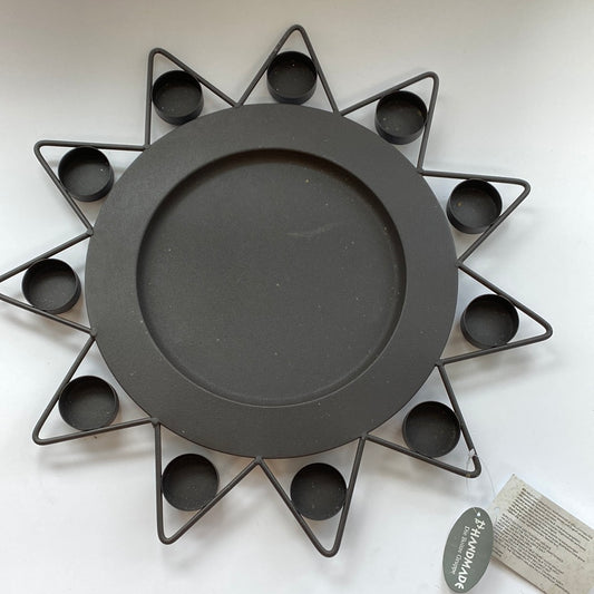 Teelichthalter aus Metall